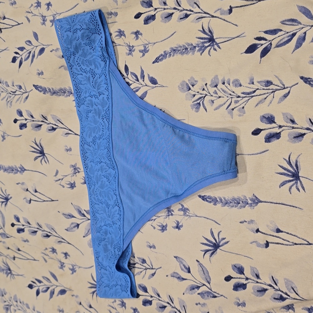 ❤️10/$13 nwot thong